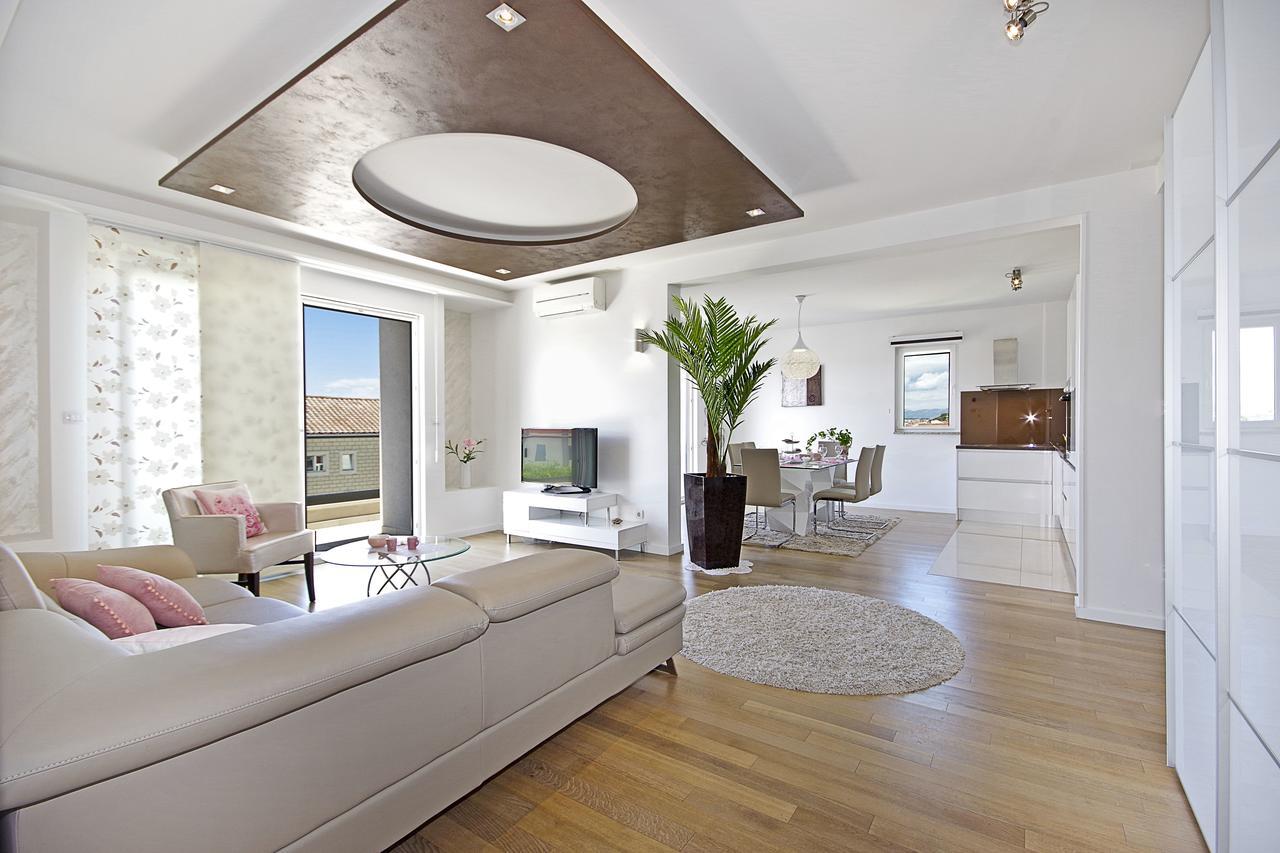 Villa Lucas ポドストラナ エクステリア 写真